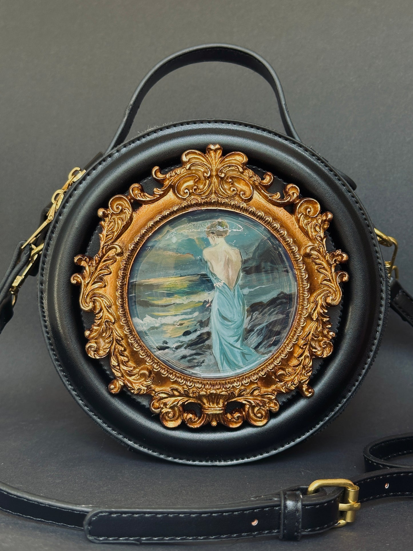 Zeița Apelor – Colecția Mistic