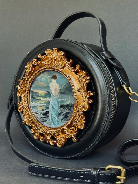 Zeița Apelor – Colecția Mistic